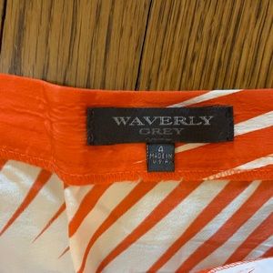 Wavelet Grey silk, orange and long skirt with pockets and side zipper.